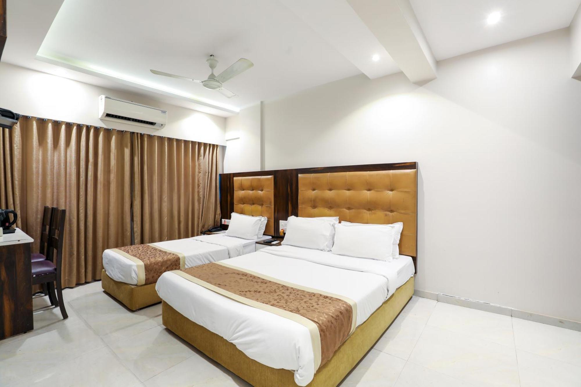 Hotel Embassy Park - Bkc Mumbai Exterior photo
